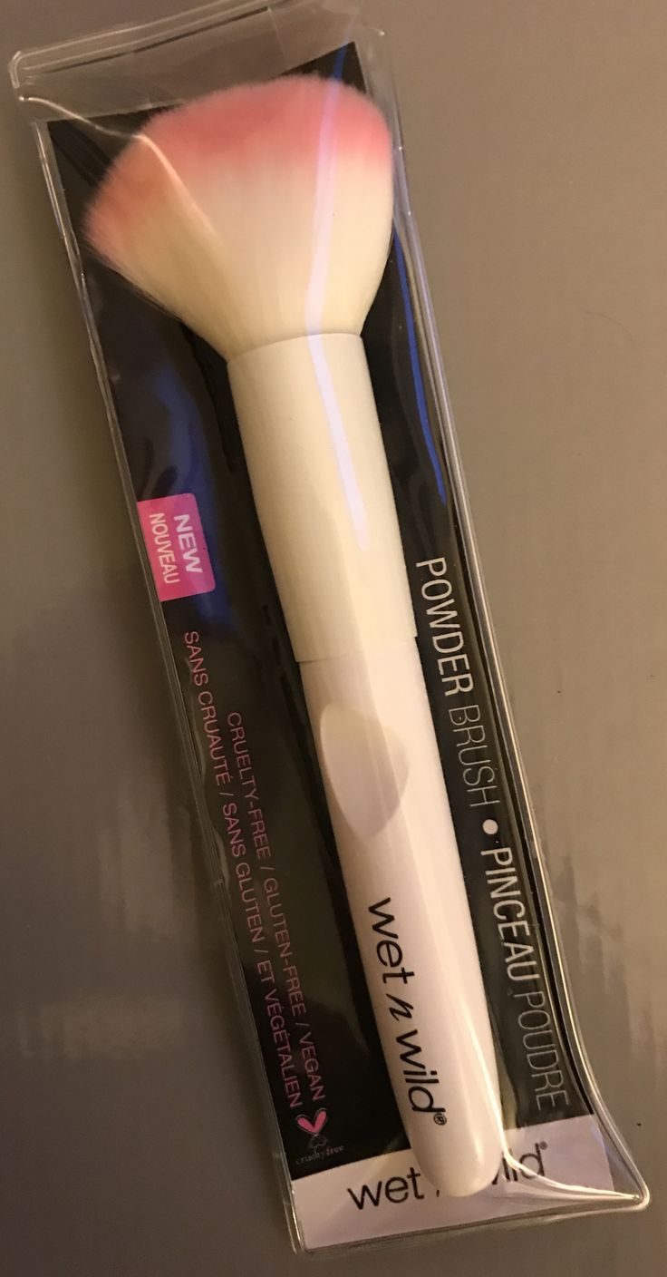 Blush on brush