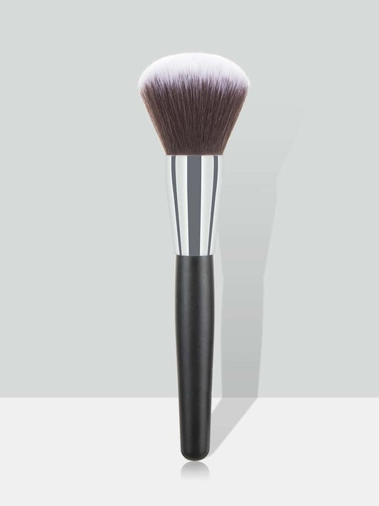 Blush on brush