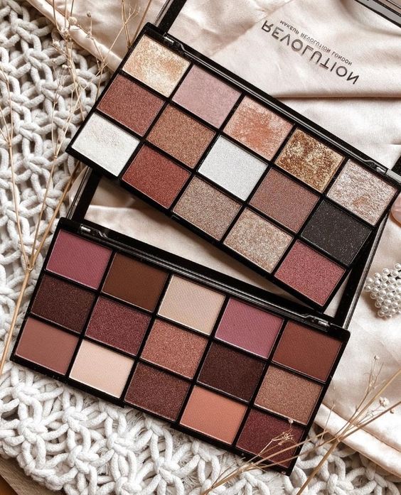 Revolution Eye Shadow Pallet