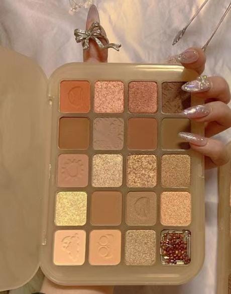 Eyeshadow