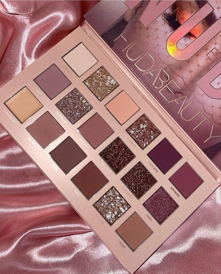 Eyeshadow HUDABEAUTY