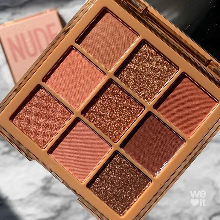 Eyeshadow HUDABEAUTY